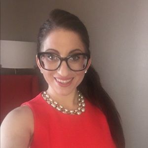 Meet your Posher, Jennifer